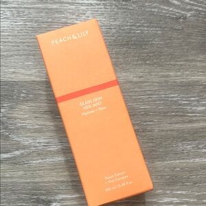 Peach & Lily Glass Skin Veil Mist Hydrate + Glow
